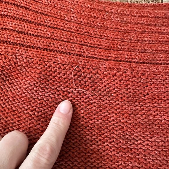 Cozy Womens Rust Knit Sweater With 3/4 Sleeves & Ribbed Hem - Picture 2 of 9